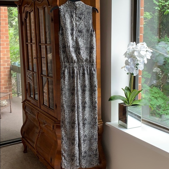 W118 by Walter Baker - Picture 5 of 5